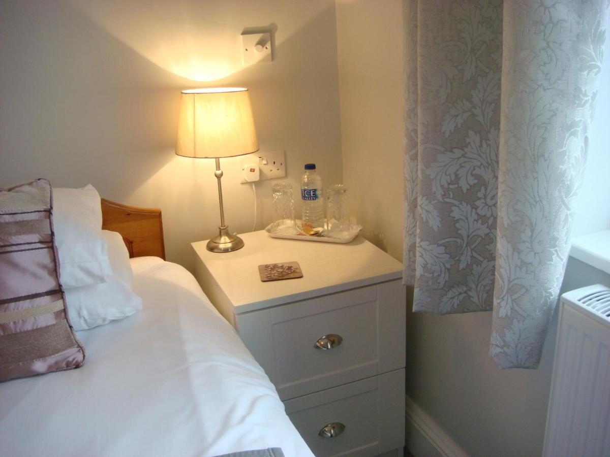 Broadlands Guest House Stratford-upon-Avon Eksteriør billede